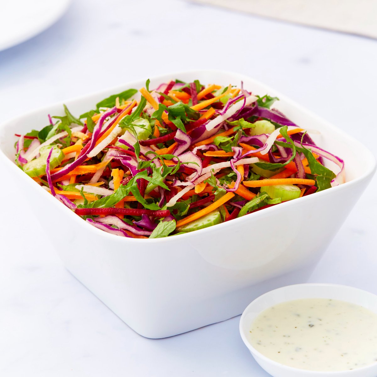 PMFreshPtyLtd's tweet photo. 🌻 It's a lovely time of the year, isn't it? The sun's staying out longer, there's a bit of a breeze and the flowers are just about to bloom. 🌻
A barbie dinner with some Kaleslaw on the side. Seems like a perfect end to any spring day. 🥗🍽
#spring #springsalads🌱 #kaleslaw https://t.co/dAtuXMtAjI