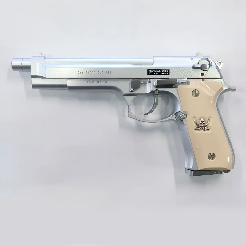 noda_ya_gun's tweet photo. 9月7日火曜日10時半開店。
KSC/ソード・カトラスの注文も多数入ってきて予約枠も少なくなってきました!
今なら店頭受付も大歓迎です。
2022年再生産ですが今なら確実に入手可能!
絶賛予約受付中!場所はコチラ↓
https://t.co/HVxjujr43H
#ソード・カトラス
#kscsvw
#ブラックラグーン https://t.co/kGaSYuCvh1