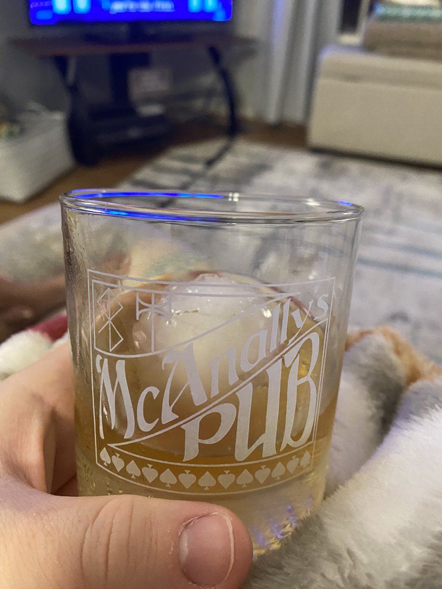 Sipping on some Jack Daniels from my new McAnally’s glass curious what kind of whiskey Mac would be serving. <a href="/WBMarket_/">Worldbuilders Market</a> <a href="/HarriedWizard/">Harry Dresden</a>