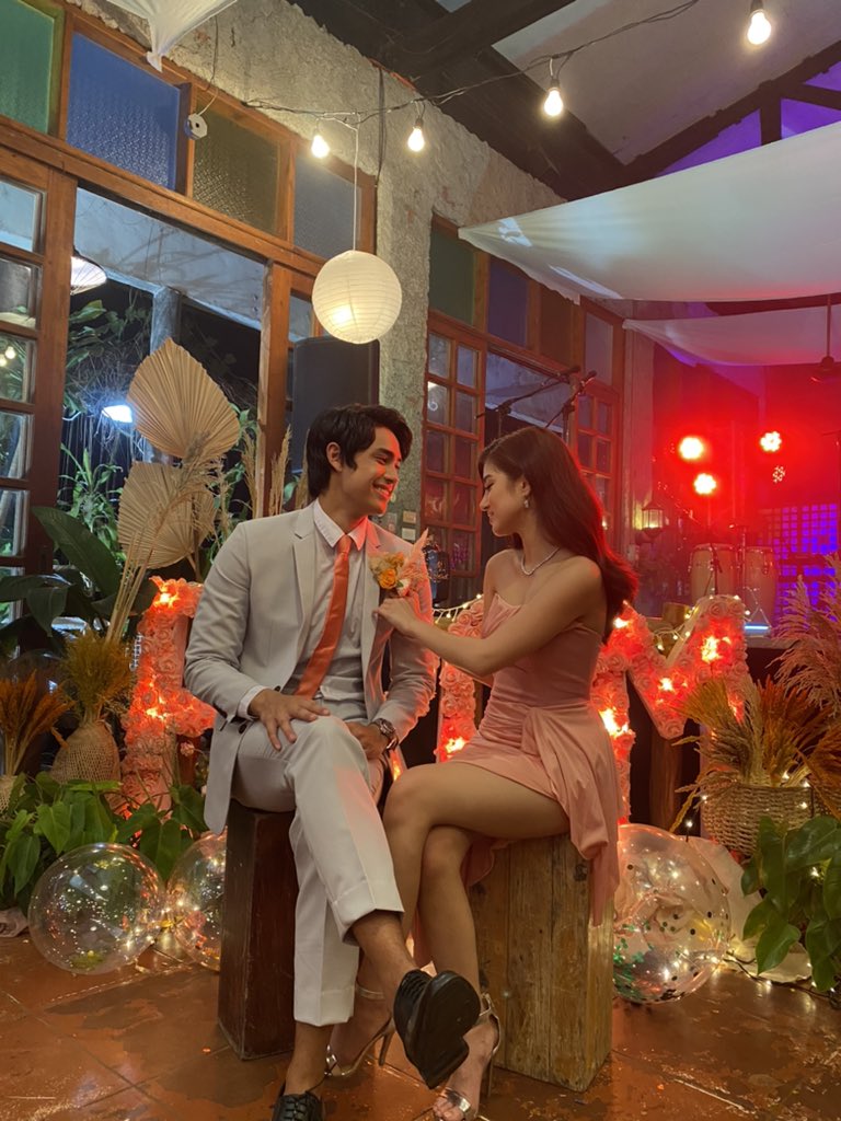 db060210's tweet photo. Happy Monthsary DONBELLE🖤❤️

#DonBelle | #AlwaysWithDONBELLE
@donnypangilinan @bellemariano02 https://t.co/UXslxAvOEA