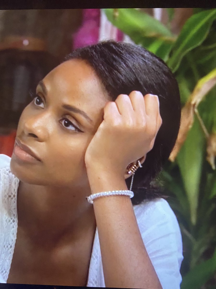 tossons1's tweet photo. The face of “not buying one fucking word” #bachelorinparadise https://t.co/u2of6sZbTU