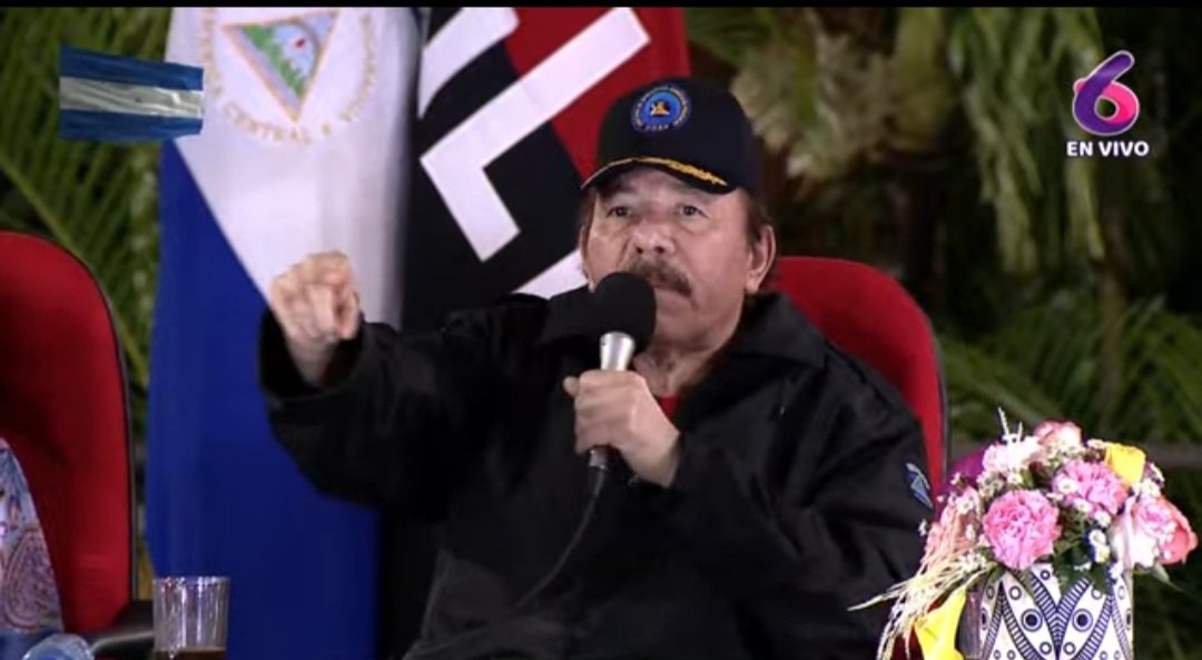 CafeconVozNi's tweet photo. El criminal Daniel Ortega, llama a la población nicaragüense a "no encerrarse" a salir a la calle "con cuidado", en clara respuesta al llamado de cuarenta voluntaria que hizo el @ObservatorioNi. Más irresponsable no puede ser. https://t.co/TX9BGmelHY