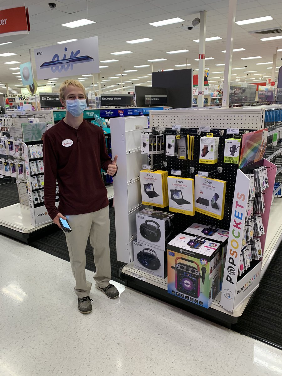 Getting our flexing muscles in shape in electronics with TM Jack filling outs with what we own for our guests. 💪🙌💰