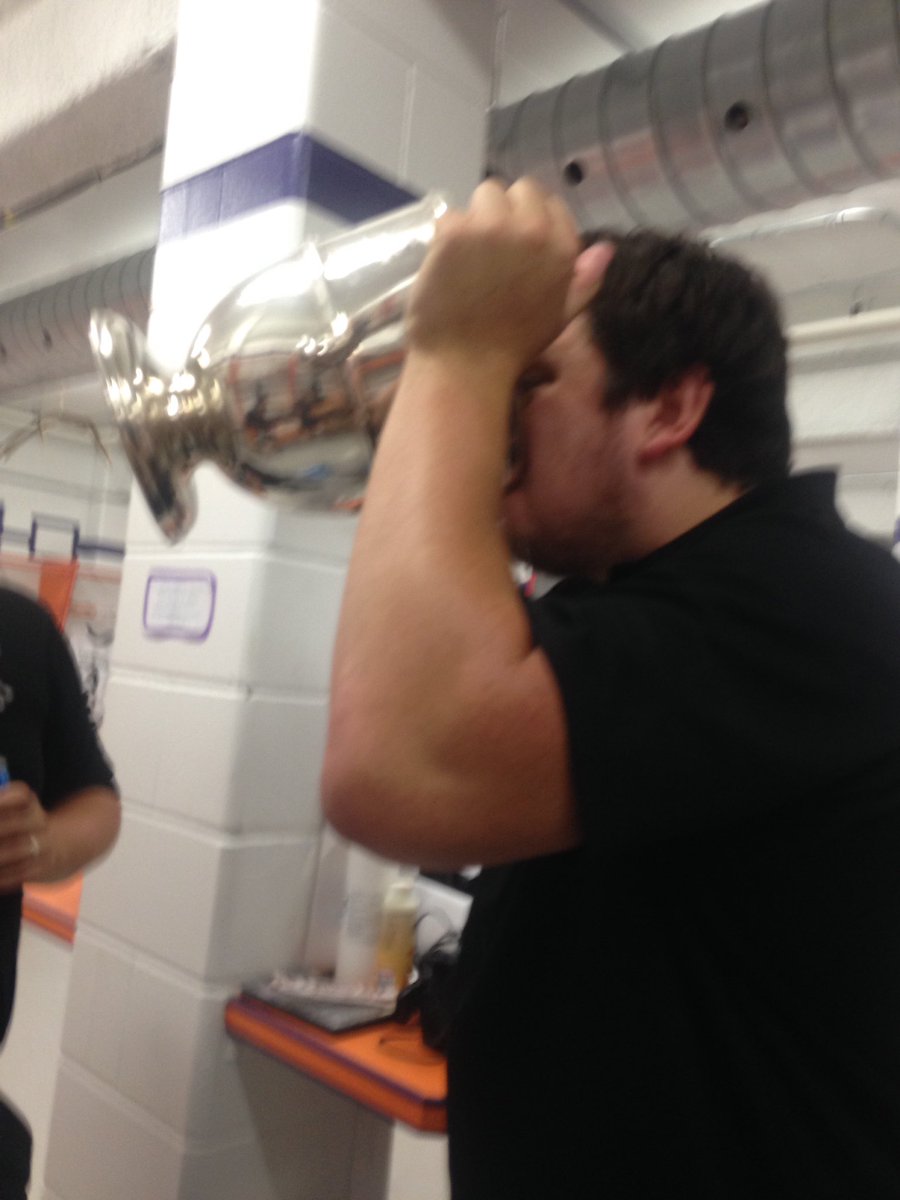 So heartbreaking. An absolutely incredible player, teammate, coach and friend. Day in and out all summer, Deaner was that friend you couldn’t  wait to see and talk lacrosse, hockey, chirping, and of course the Arrows. So grateful to have a million amazing memories with <a href="/DeanerH73/">Dean Hill</a>