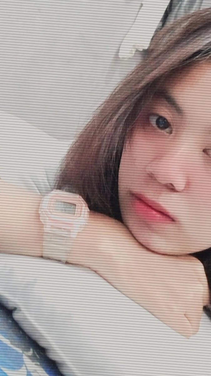 Bunnyyeah_'s tweet photo. kakk jungkook akirrnya kita bisa selca brg Anw aku tau awal September ini menyakitkan bagi kamu tpi bagaimana cobaannya kita harus ikuti alurnya kan ka fighting kakk I will always be with you💜💞 #ARMYSelcaDay #JK #BTS_twt https://t.co/N9EMdtBsMj