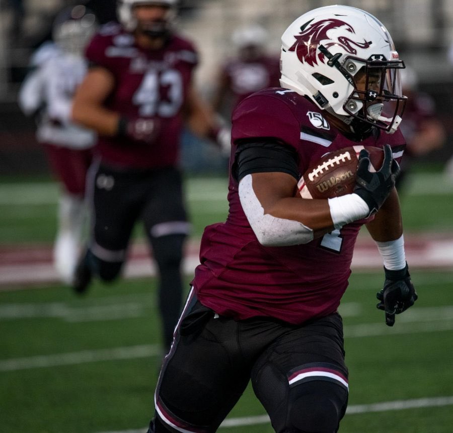 CharlesPierreJ2's tweet photo. Blessed and honored to receive my first D1 Offer from Southern Illinois University #AGTG #300 #LLD2 @Shepp42 @coachleggins @CoachNGriffin @17NickHill @SIU_Football https://t.co/rECIArNQDZ