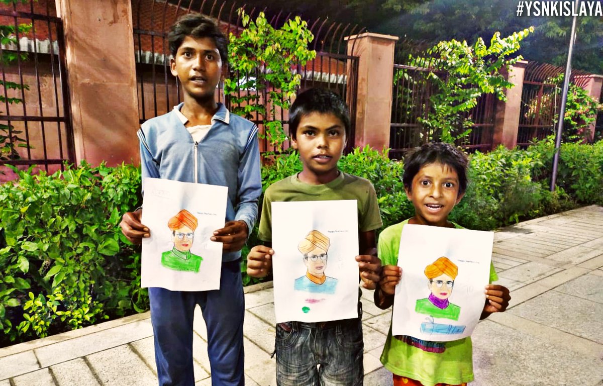 yugsanskriti's tweet photo. On the occasion of Teachers day Under the guidance of Mrs Nandita Nath YSN and CSAW Trust organized a painting competition for childrens of Slum study center Noida, sector 91.
#ysnkislaya #YSN #teachersday #paintingcomp #yugsasnkritinyas https://t.co/Jyr5uIgMWq