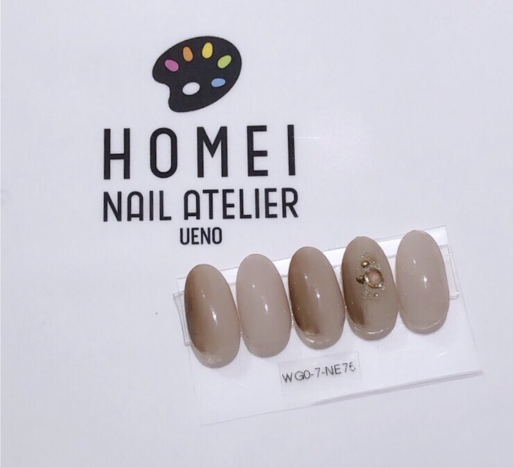 HOMEI_nail's tweet photo. おはようございます☀

秋を意識してアレンジ💗してみました🐼
WG7.NE75の組み合わせも可愛い♡

今日は上野アトリエに出勤してます
　　　　　　ひとみん🐼

#HOMEIウィクリージェル
#WG7 #NE75 #秋ネイル https://t.co/RorJ1zM4UJ