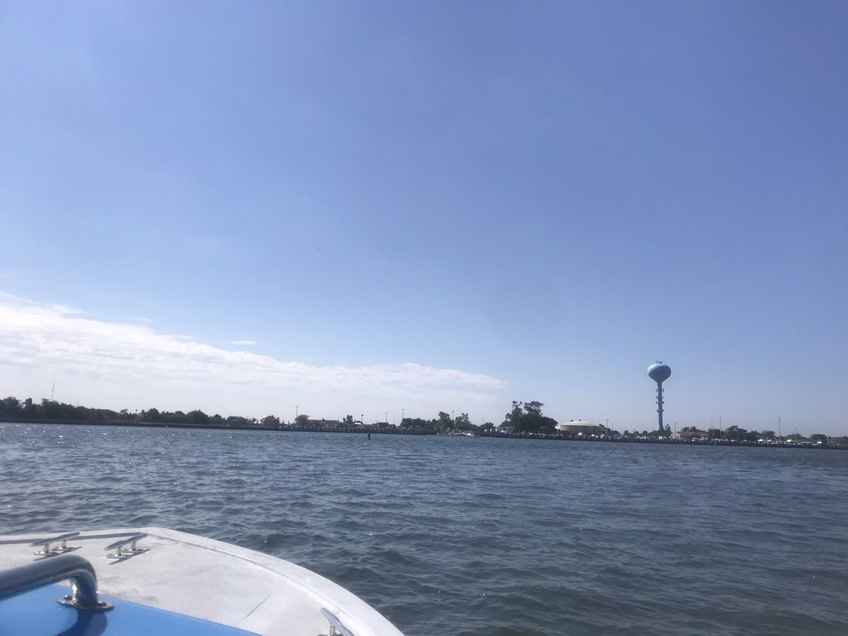 carl_os84's tweet photo. I seen a LOT of boat traffic out there today and finally asked Poseidon “Where my tows at?!?”
Ask and ye shall receive…
#TowingMachine
#TowingWithTheFlow
 @BoatUS https://t.co/uIYONGTwcL