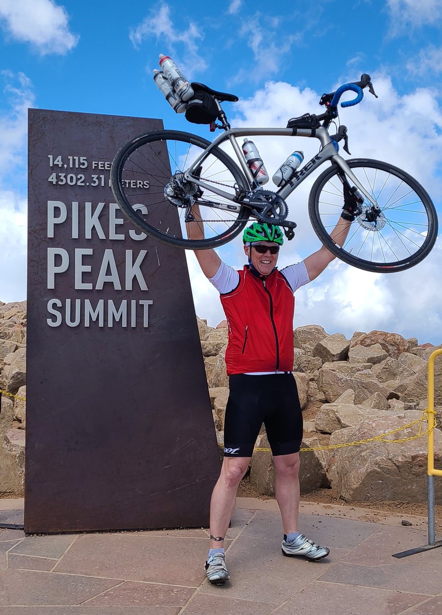 timhackbardt's tweet image. Tackled 5 of the top 10 hardest climbs in Colorado this week. Pikes Peak #1 (14,115 altitude), Mount Evans #2 (14,130 altitude), Trailridge #3 (12,110 altitude), Independence Pass #8 (12,095 altitude) and Left Hand Canyon/Brainyard Lake #10 (10,400 altitude).  Epic