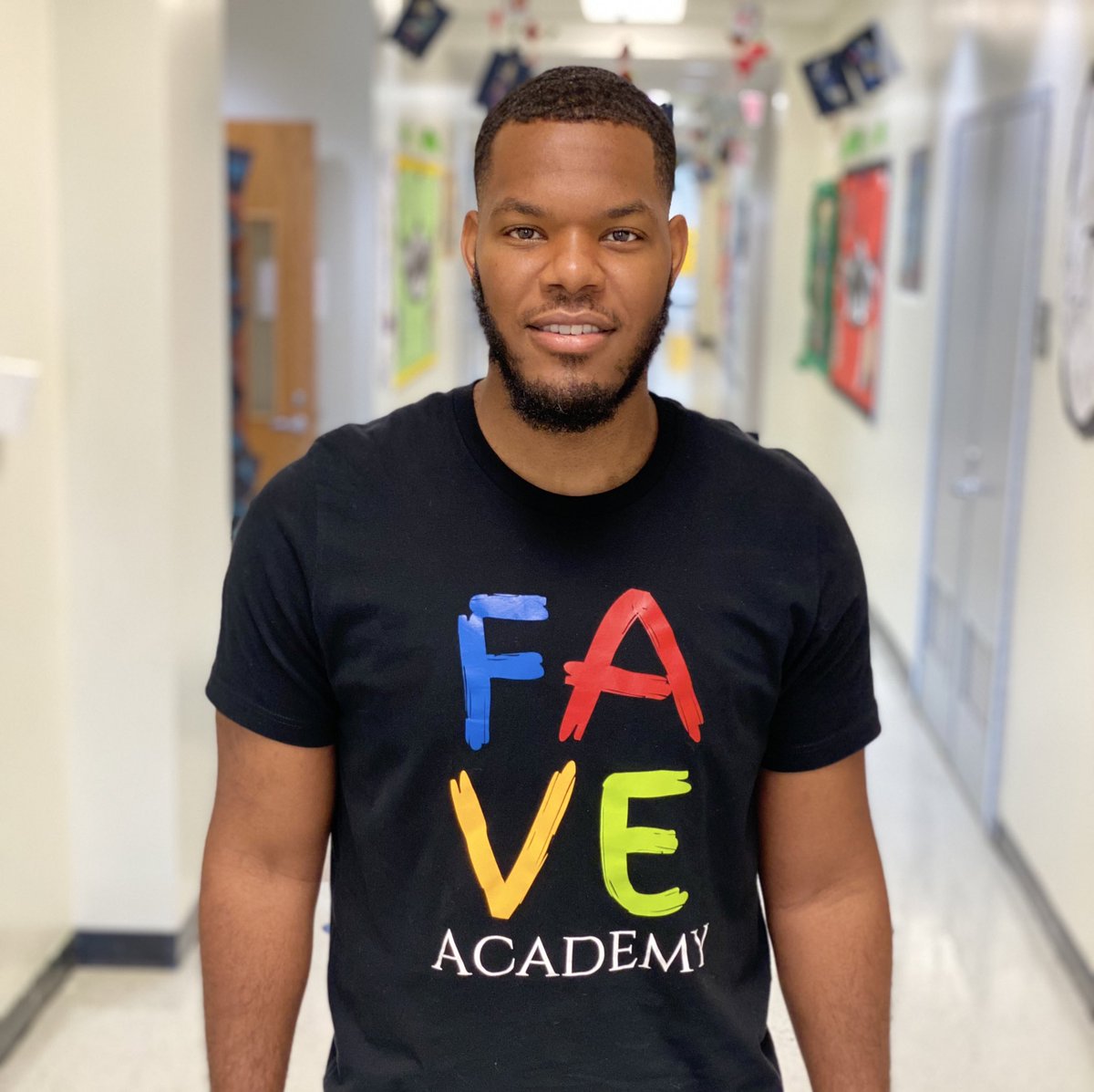 Man! I launch my own school tomorrow! It’s far from perfect, but I’m legit starting my own school tomorrow!  <a href="/FAVEacademy/">FAVE Academy</a> it’s #gametime!