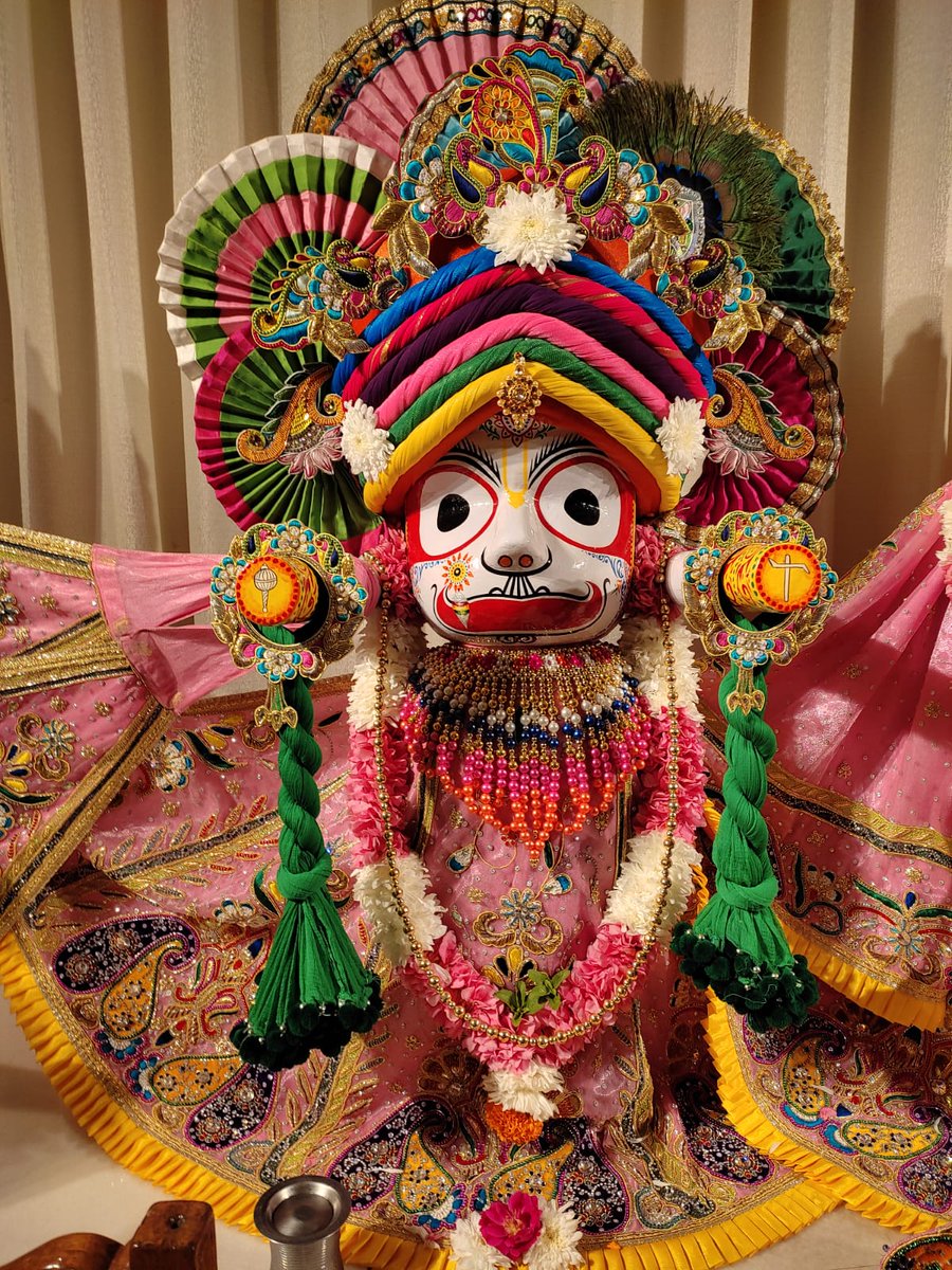 IPilkhuwa's tweet photo. #Indians #peace #happiness #lordram #lordkrishna #lordjagannath #subadhra #baldev #gaurnitai #shaligram #mindfulness #harekrishna #07September #07eptember2021 #Tuesday
#tuesdayvibes #devotees #marketing #people #krishna
#iskconpilkhuwa #𝐃𝐚𝐫𝐬𝐡𝐚𝐧 https://t.co/hyhUBq5HwB
