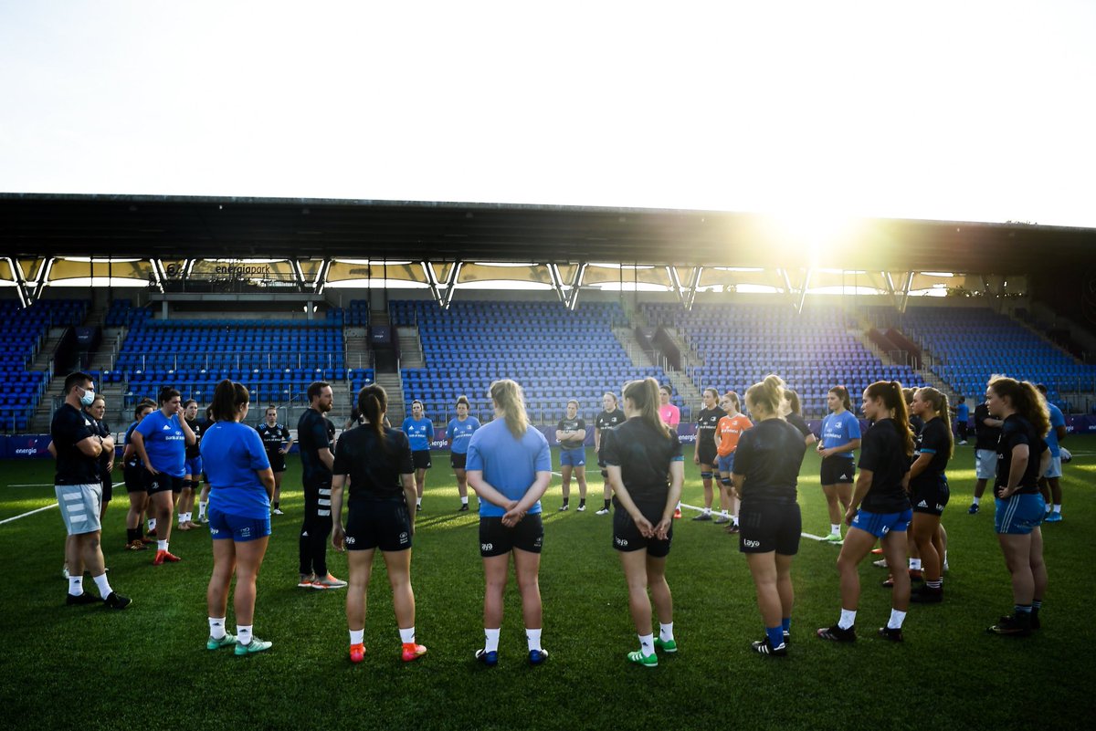 ohfadabee's tweet photo. 📸 🎥 🎤 📰
Big week…vision access and media sessions ahead of @VodafoneIreland #WomensInterpro Final and the @bankofireland pre-season friendly.
🎟 Tickets for both still on sale at https://t.co/lV3iAPAT20
#TrueToBlue #MediaMondays #FromTheGroundUp https://t.co/gUcyQ2DJ2u