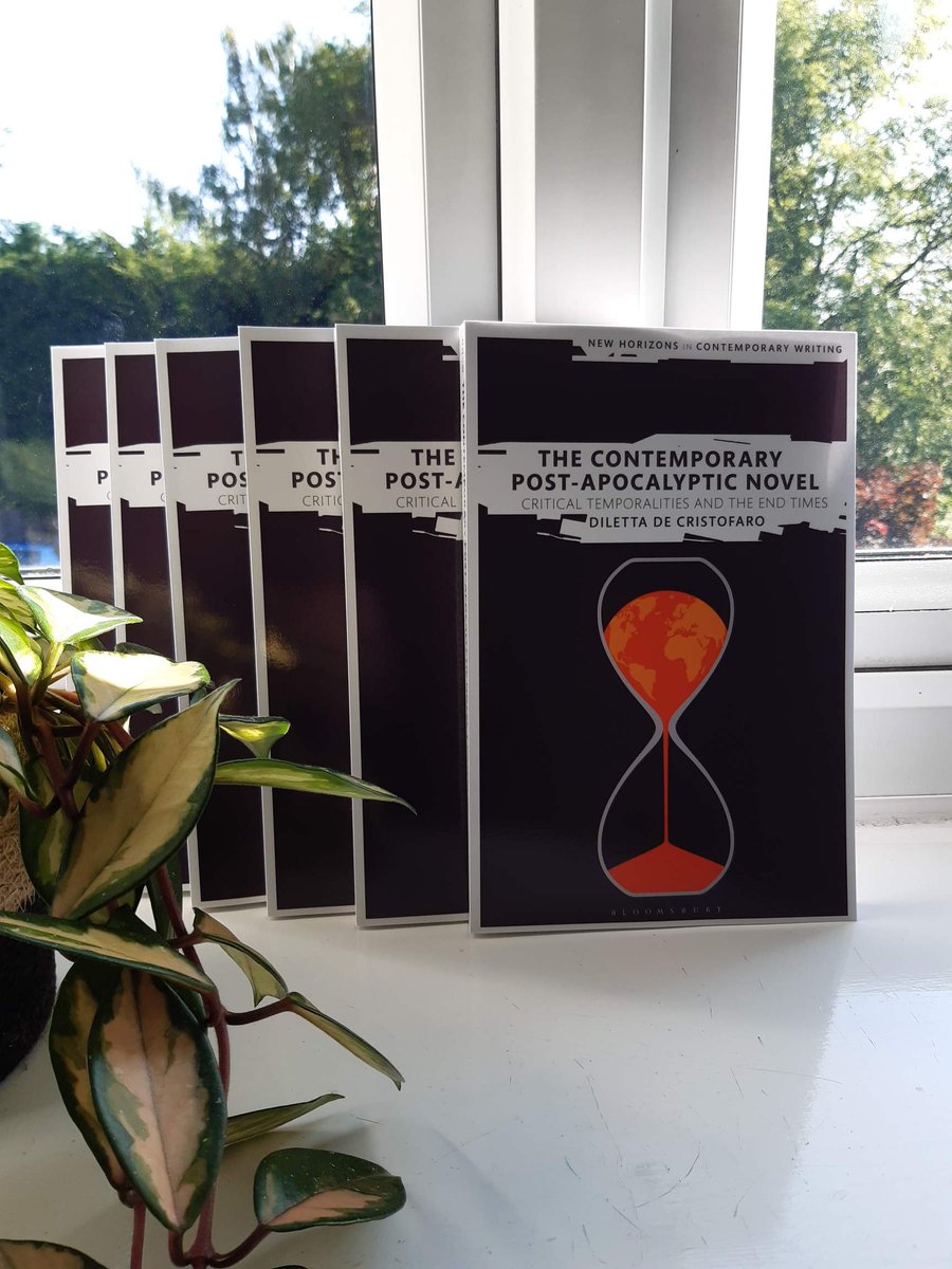 tedilta's tweet image. Paperback copies of my @BloomsburyLit book, The Contemporary Post-Apocalyptic Novel, have arrived🤩! 

I'd like to give some copies to PhD students/precarious ECAs who work in the field. If it's of interest DM me? (UK-based folks only, sorry, for postage reason)