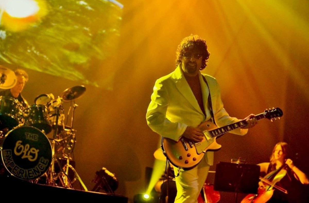 What's On Reading (@rdgwhatson) on Twitter photo Today, the forecast in Reading is blue sky
Tomorrow night, the forecast for <a href="/Thehexagon/">The Hexagon, Reading</a> is MR BLUE SKY, as top tribute band <a href="/ELOEXPERIENCE/">The Electric Light Orchestra Experience</a> come to play!
Grab your tickets and Hold On Tight!
whatsonreading.com/venues/hexagon… Today, the forecast in Reading is blue sky
Tomorrow night, the forecast for <a href="/Thehexagon/">The Hexagon, Reading</a> is MR BLUE SKY, as top tribute band <a href="/ELOEXPERIENCE/">The Electric Light Orchestra Experience</a> come to play!
Grab your tickets and Hold On Tight!
whatsonreading.com/venues/hexagon…