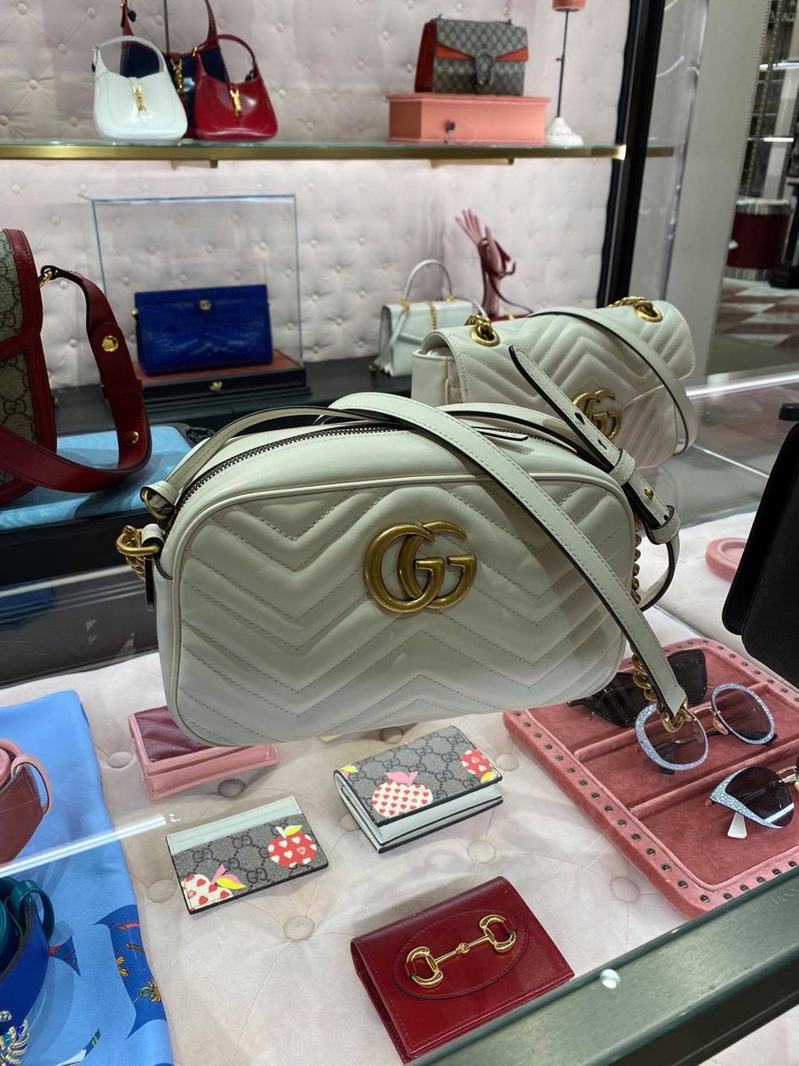 dockaina's tweet photo. gucci for today......😍😍 https://t.co/37L9sHkGrM