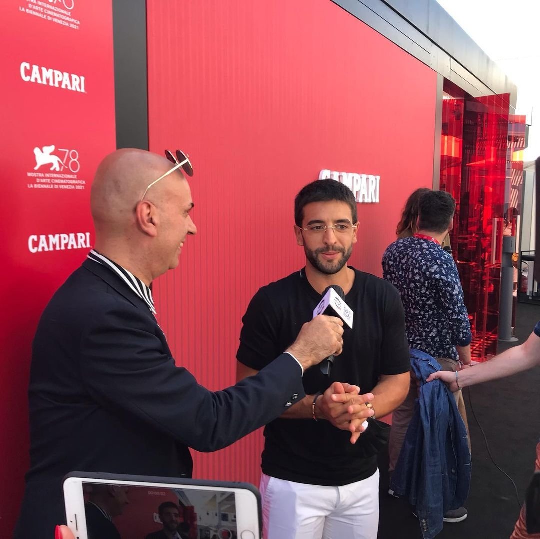 ilvolosiciliafp's tweet photo. Reposted from @wavetvitaly @parisi.marzio ha intervistato @ilvolo alla Mostra del cinema di Venezia nella bellissima location allestita da  @mtorped  #venezia78 #wavetv #wavetvitaly https://t.co/KhkPKsJ1Zz