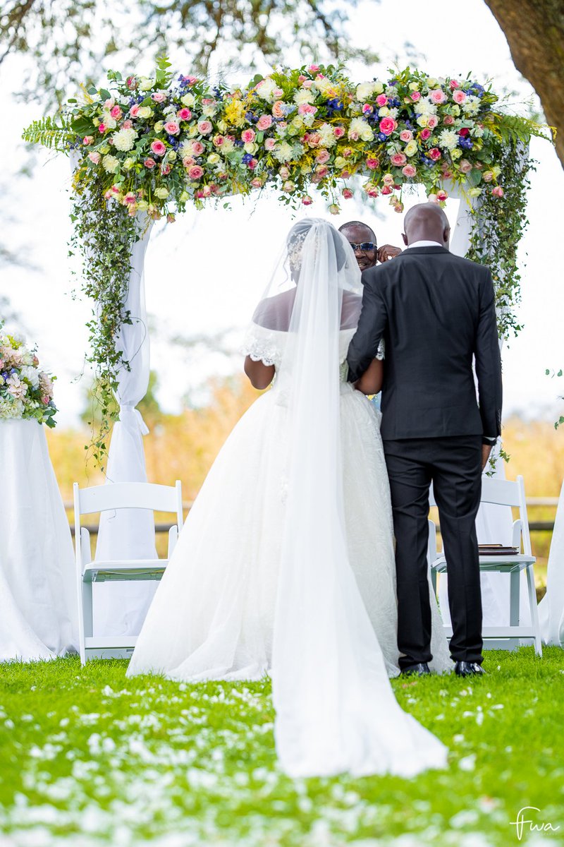 vee's delectables 😋 tweet media