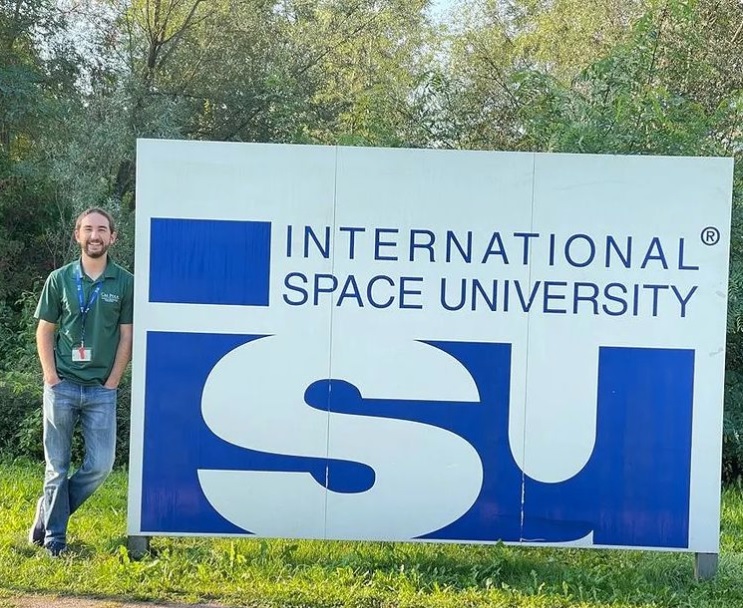 Congratulations to aerospace engineering alumni Chris B. ('19) who began his grad school journey yesterday at the International Space University. He is working towards his Masters of Space Studies.