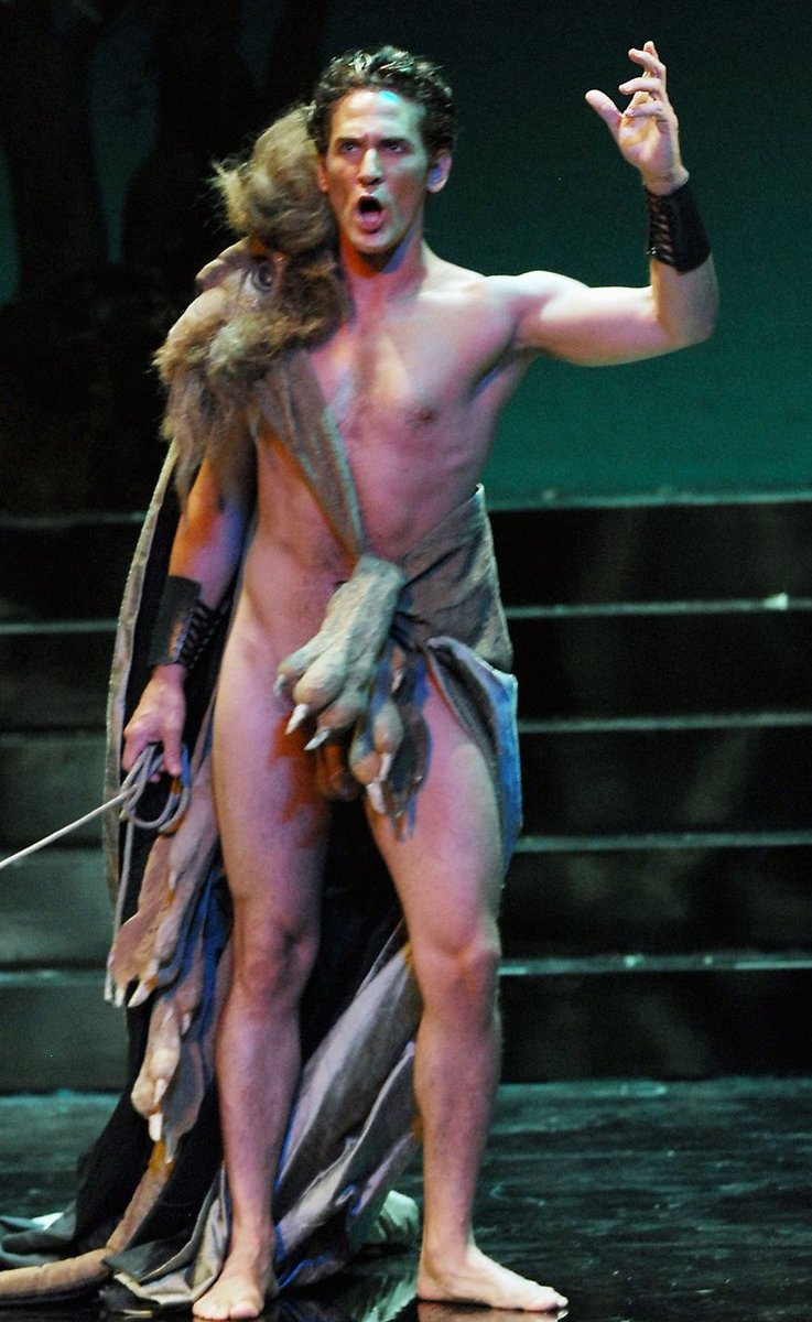opera nude Zachary Stains.