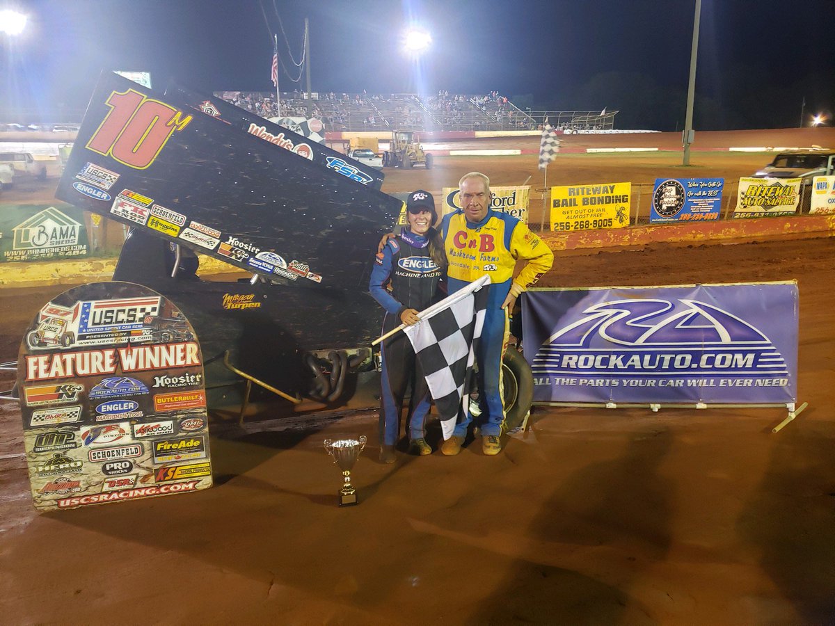 mohavener's tweet photo. Put this @XXXRaceCo in victory lane at @tsthornetsnest. Thanks to @PennGrade @EnglerMachine @FKrodends @KSE_Racing @SmithTitanium https://t.co/AYpi26dzg7