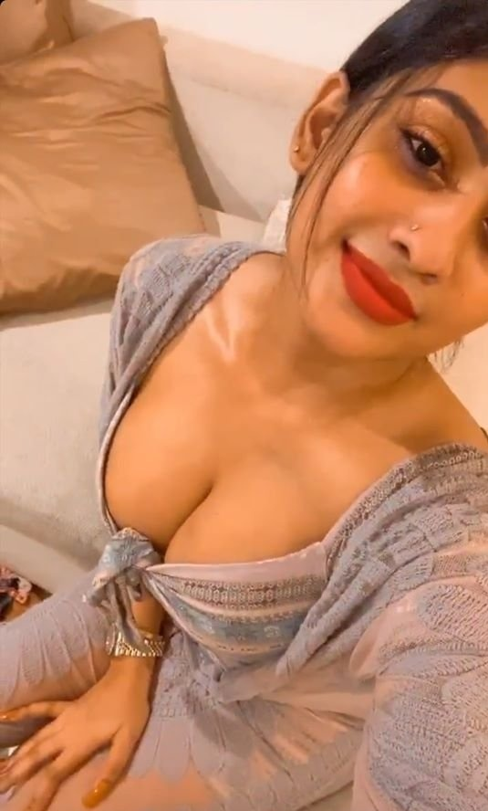 srilankan model piumi hansamali leaked photos  Piumi Hansamali ˢᴸ (@AcctressPiumi) / X