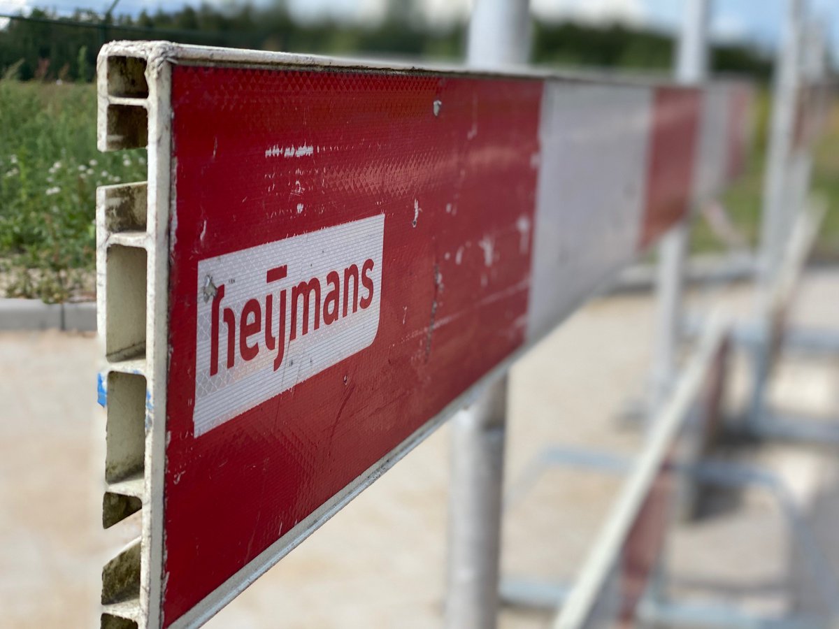 Volgende maand hebben wij weer een open inschrijving Cursus BRL9101 Vakman Verkeersmaatregelen gepland in midden Nederland.📍

Zijn er binnen uw organisatie medewerkers die (bij)geschoold moeten/willen worden? Van harte welkom op 13 &amp; 14 oktober 2021. ✅

Info? verkeer@nivoo.nl!