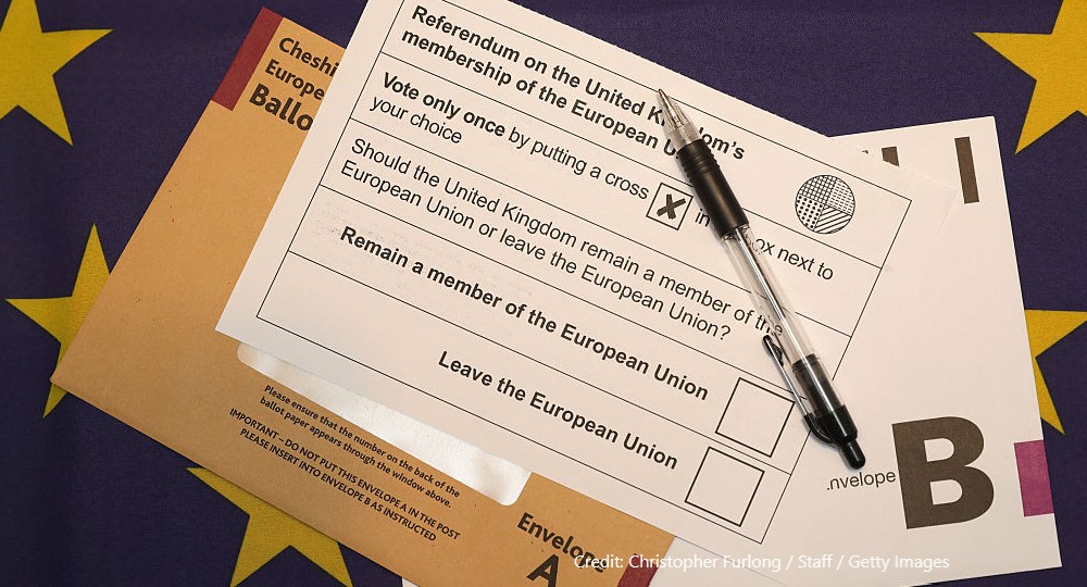 UK in a Changing Europe (@ukandeu) on Twitter photo ❌ "The Brexit referendum put the MPs of the time on the spot, as many of them had to balance competing preferences over how to proceed".
<a href="/katrinauel/">Katrin Auel</a> and @ResulUmit explore how competing preferences impacted MPs in the time of the Brexit referendum ⬇⬇
ukandeu.ac.uk/competing-pref… ❌ "The Brexit referendum put the MPs of the time on the spot, as many of them had to balance competing preferences over how to proceed".
<a href="/katrinauel/">Katrin Auel</a> and @ResulUmit explore how competing preferences impacted MPs in the time of the Brexit referendum ⬇⬇
ukandeu.ac.uk/competing-pref…
