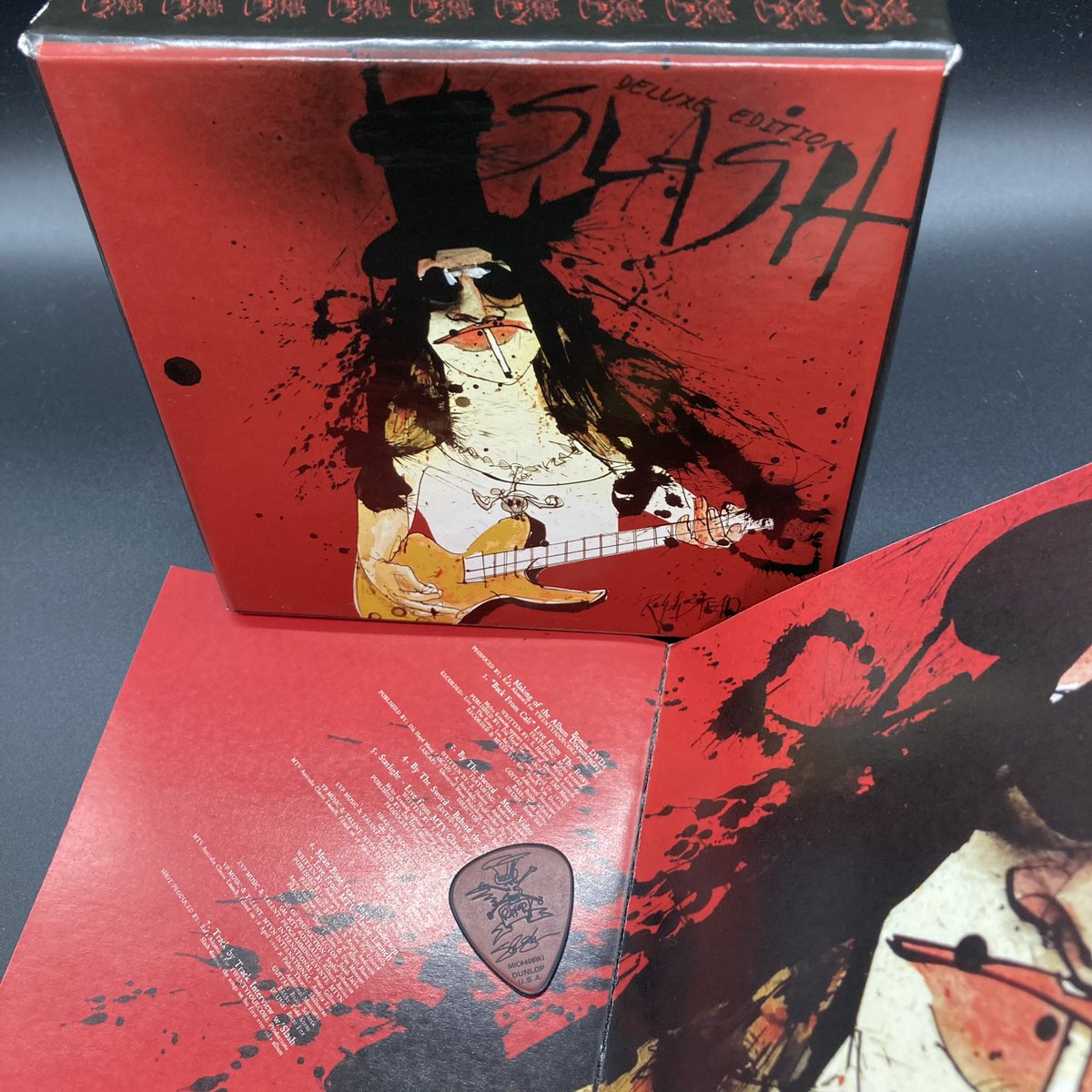 SLASH SLASH Deluxe Edition [輸入盤] スラッシュ Amazon.co.jp: Slash [Deluxe Edition] [2CD and 1DVD