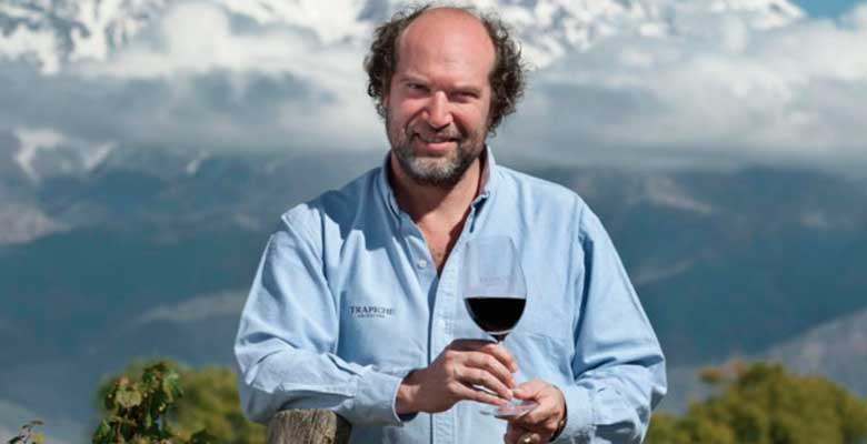 Cambios en Peñaflor. El enólogo Daniel Pi será Advisor desde el 1/10 en las áreas enológicas. Marcelo Belmonte será Director de Viticultura y Enología. Pi dedicará más tiempo a proyectos personales mientras continúa en el grupo Bemberg.
<a href="/conexionagromz/">Conexión Agro</a> <a href="/EstrategiasyM/">Estrategias&Mercados</a>