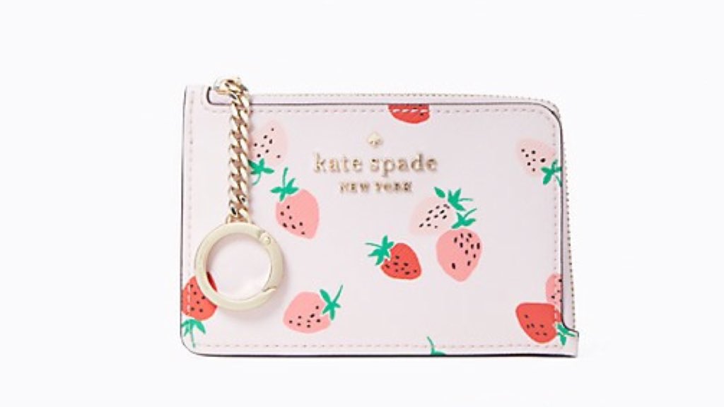 BlossomyBri's tweet image. The way I would kill for this collection 🍓