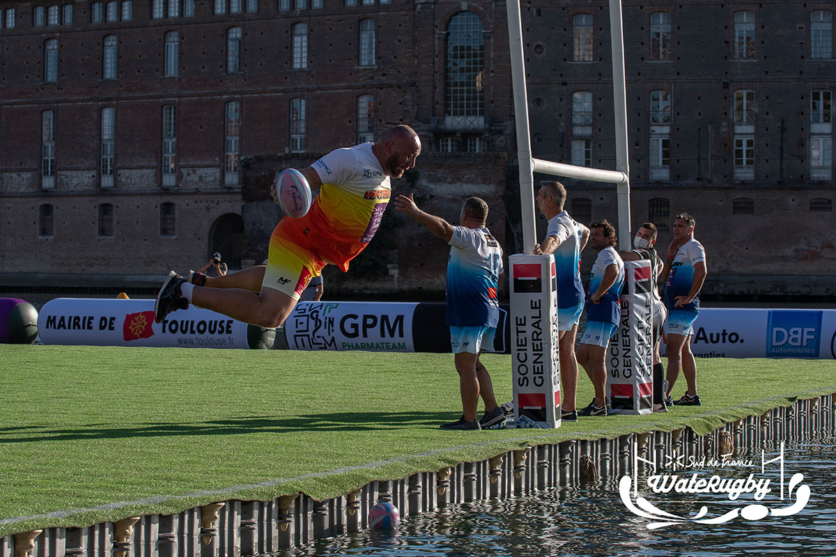 🏉💦 Clerc, Yachvili, Johnston... Le #WateRugby et ses légendes de l'Ovalie sont de retour à #Toulouse ! 🥳▶ actu.fr/?p=44686575 #Rugby #Loisir <a href="/WateRugby/">Eden Park WateRugby 🏉💦</a> <a href="/suddefrance/">Occitanie - Sud de France</a>
