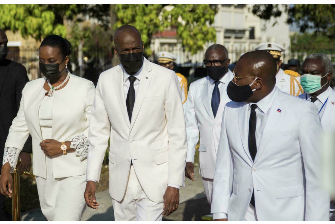 claudejoseph03's tweet image. Deux (2mois depuis l’assassinat du leader du peuple, le Président Jovenel Moïse, les auteurs intellectuels et les financiers de ce crime continuent de circuler librement en toute impunité. Le peuple haïtien continue de réclamer justice pour son président. 1/2