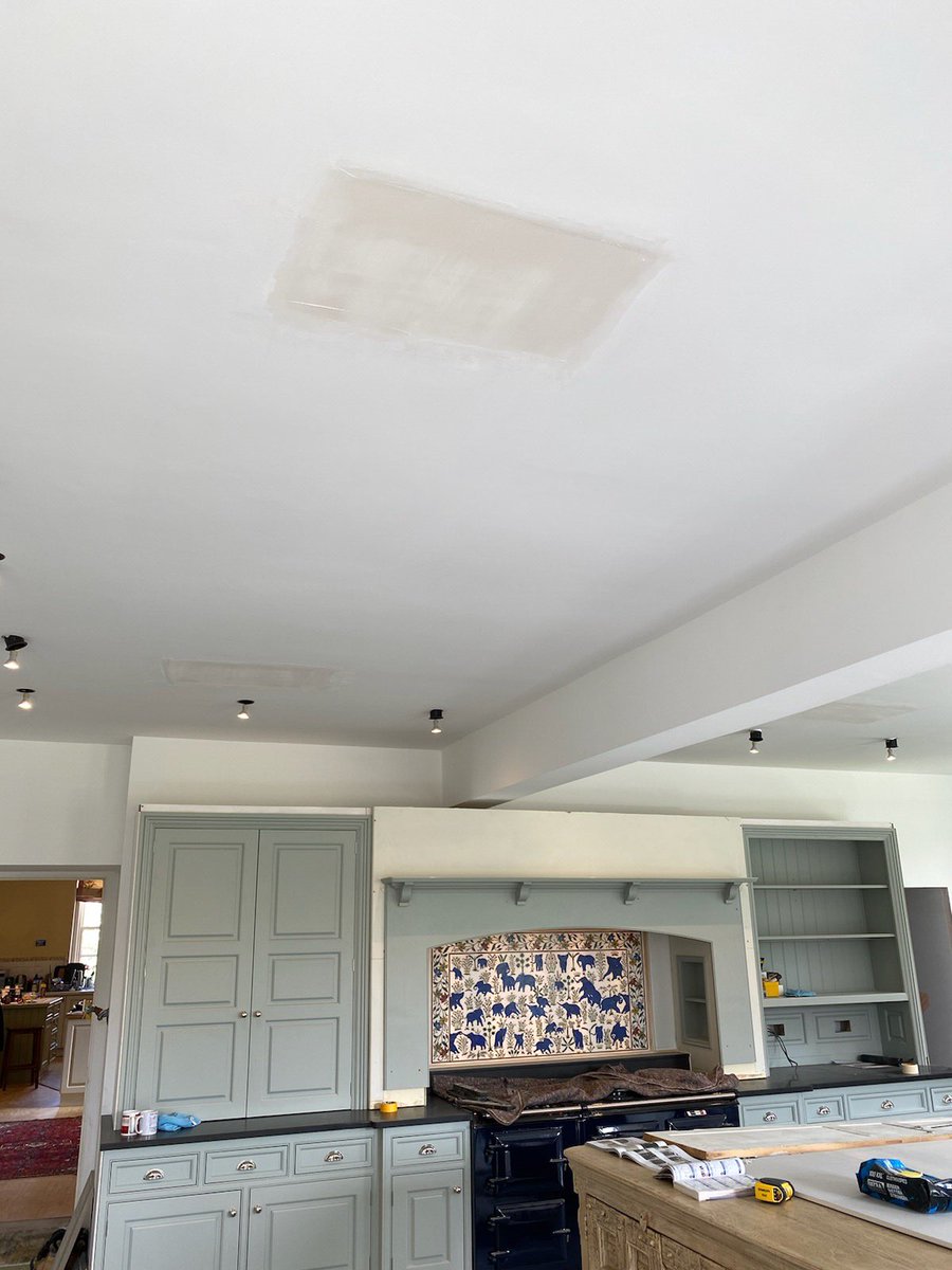 control_visual's tweet image. I N V I S I B L E    S P E A K E R S 
Sound you notice but speakers you don’t… 
In our clients nearly refurbished kitchen we installed the Sonance  invisible speakers which are designed to deliver unparalleled sound quality and unrivaled aesthetics you have to hear to believe…