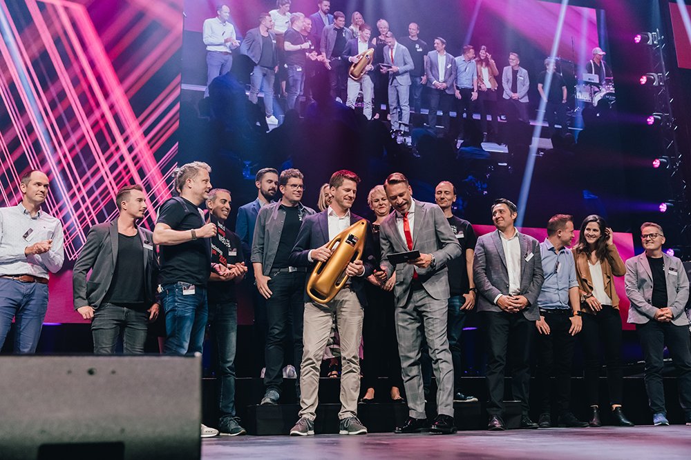 Zurich Airport tweet media