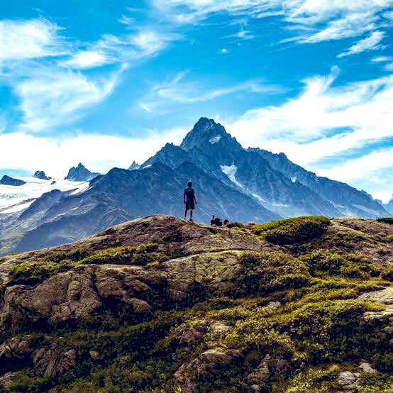 やまと على تويتر Utmb Ultra Trail Mont Blank スイス フランス イギリスの 3カ国の山嶺を走る トレラン 界の ワールドカップ 距離は170k 累積獲得高度は10 000m 富士山3往復分 この異次元な大会に 毎年何万人もの ランナーが参加する 物事を突き詰めると 人