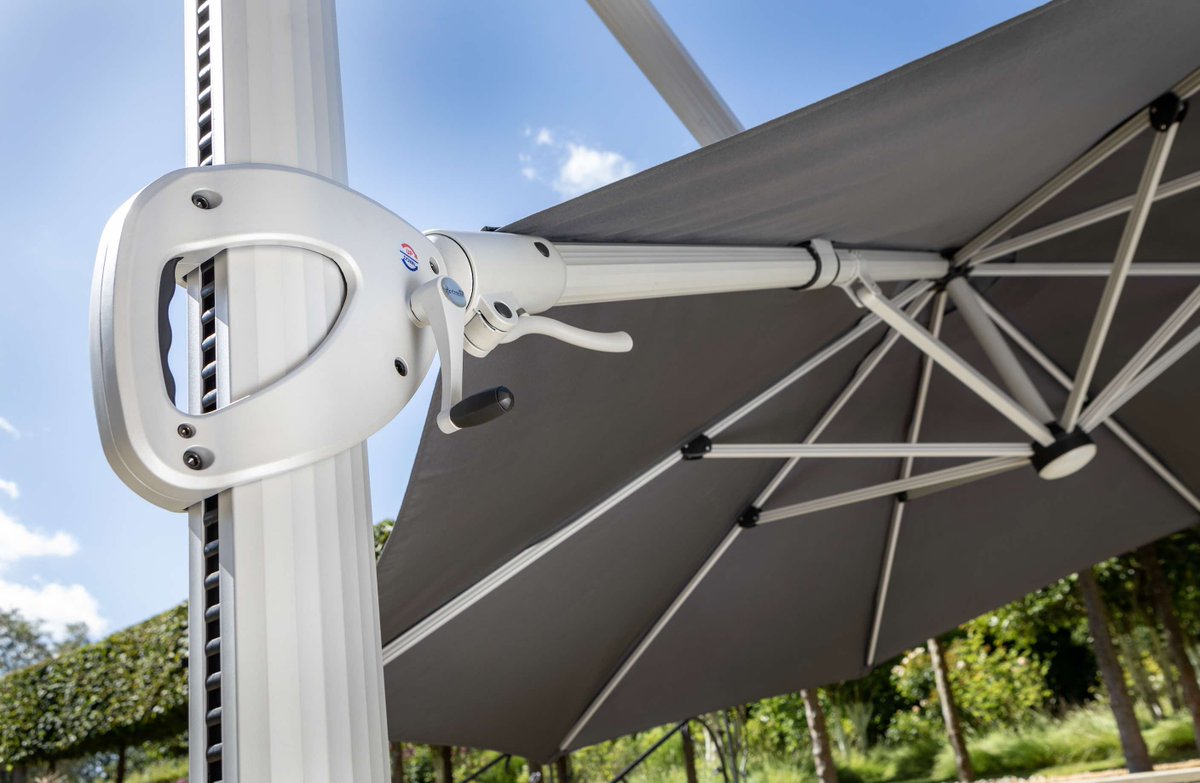 The Caribbean Cantilever can impress day and night, featuring solar powered LED lights to add a touch of glamour to dinner parties. Its water resistant hard wearing 3.5m round canopy is UPF50+ Certified & the lower crank handle offers 360 degrees rotation for continuous shade.