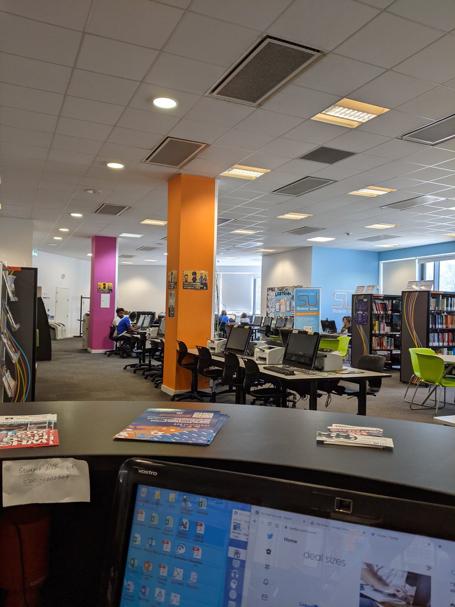 SuffolkLC's tweet photo. ...and we're back at it. Induction talks well underway in the Learning Curve, welcoming our new students in. https://t.co/jNYzjs6bY7