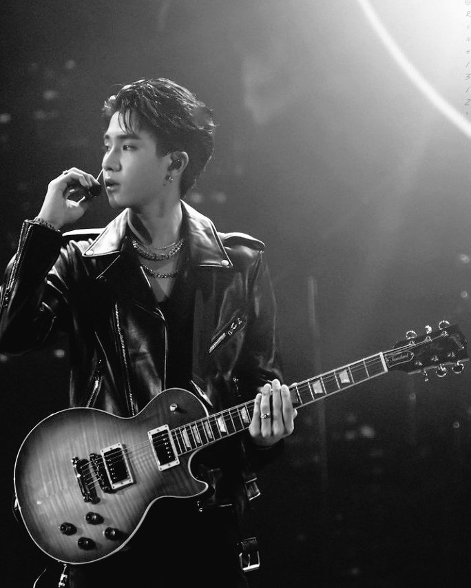 Trigon_yt0415's tweet image. Having the honor to accompany you all the time is the greatest luck in my life.
#PowerfulPERTH
#PerthTanapon
#KDPPE