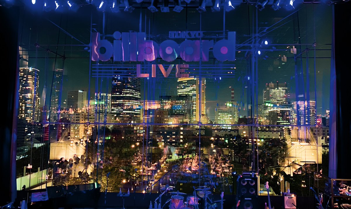 soiree719's tweet image. 本日はビルボード東京。いやーやっと会えた、聴けた。Pfからの仕掛けが本当にエグくて、それをみんなで楽しむドMで感動的なLIVEだった笑
是非お招きしたい。。
#penthouse 
#かてぃん