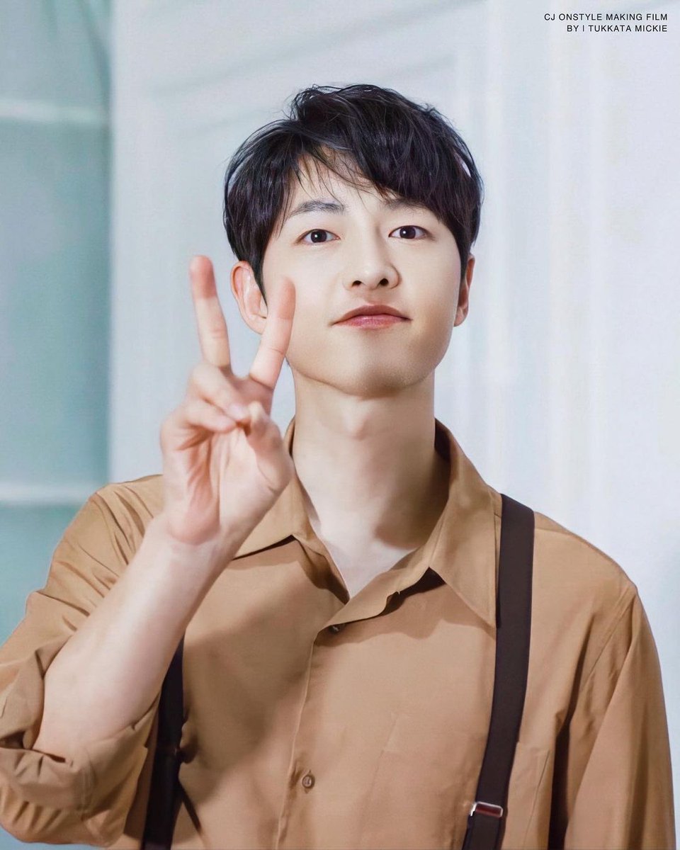 joongkivisual's tweet photo. ✌️ https://t.co/bA5xonFxYI