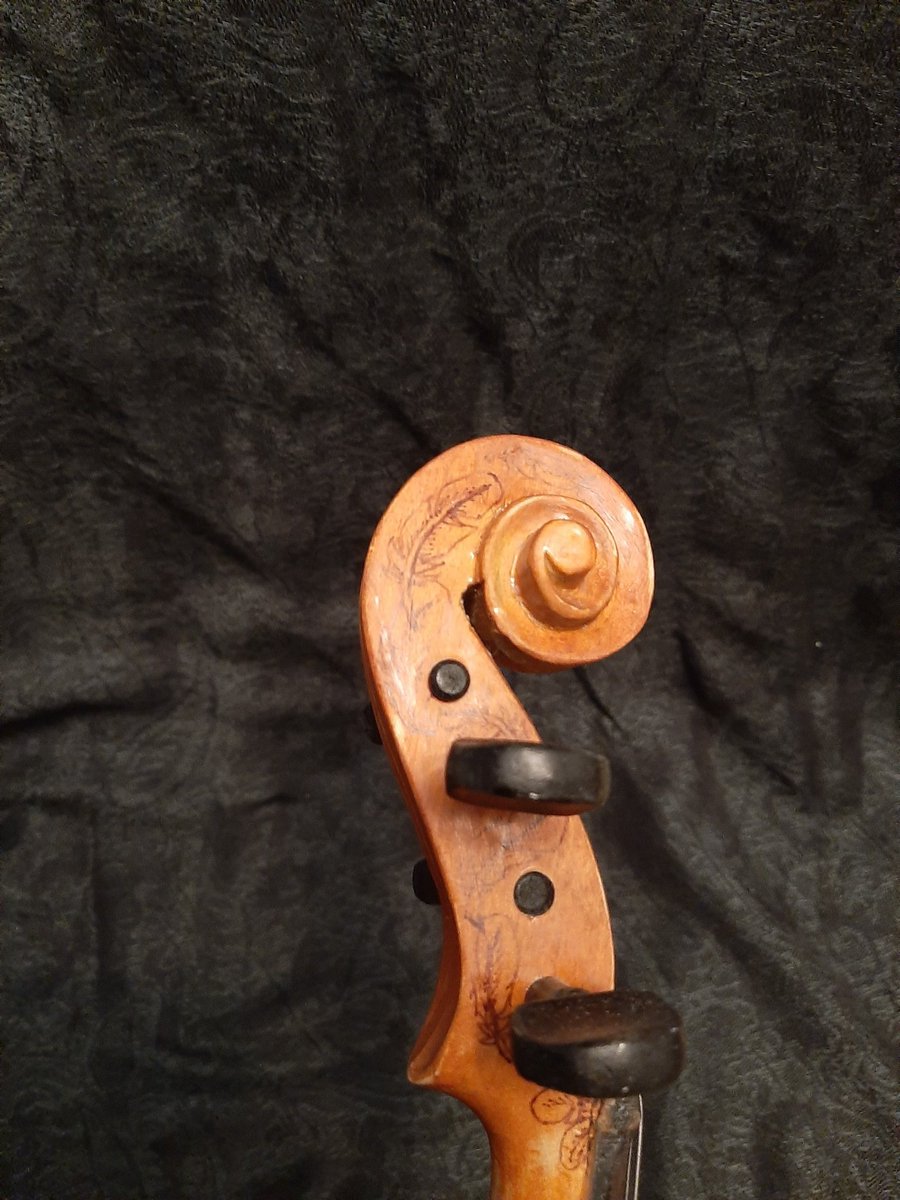 My mother’s violin. 🎻 

Pictures are the only reminder I have of it anymore, so when I play, I play for her.