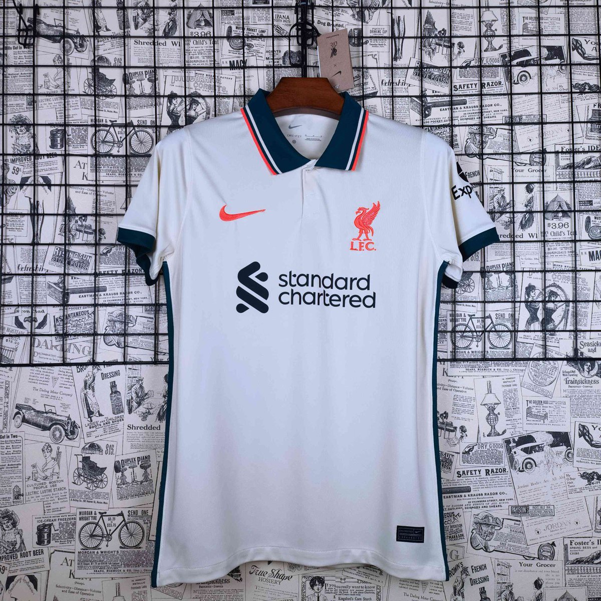 james79rigby's tweet photo. Probably the best Nike have done yet @LFC https://t.co/9PbKCuD37O
