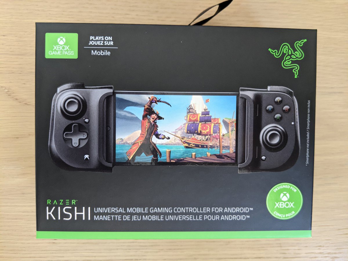 DharmeshShahD's tweet photo. Wow! So this just arrived in the post, what a great suprise!! Such an amazing gift from the team at @Razer and @XboxAmbassadors . Thank you so much for the gear! #Xbox #CloudGaming #AmazingGroupOfPeople #xboxambassadors https://t.co/yTLbeHuJyE