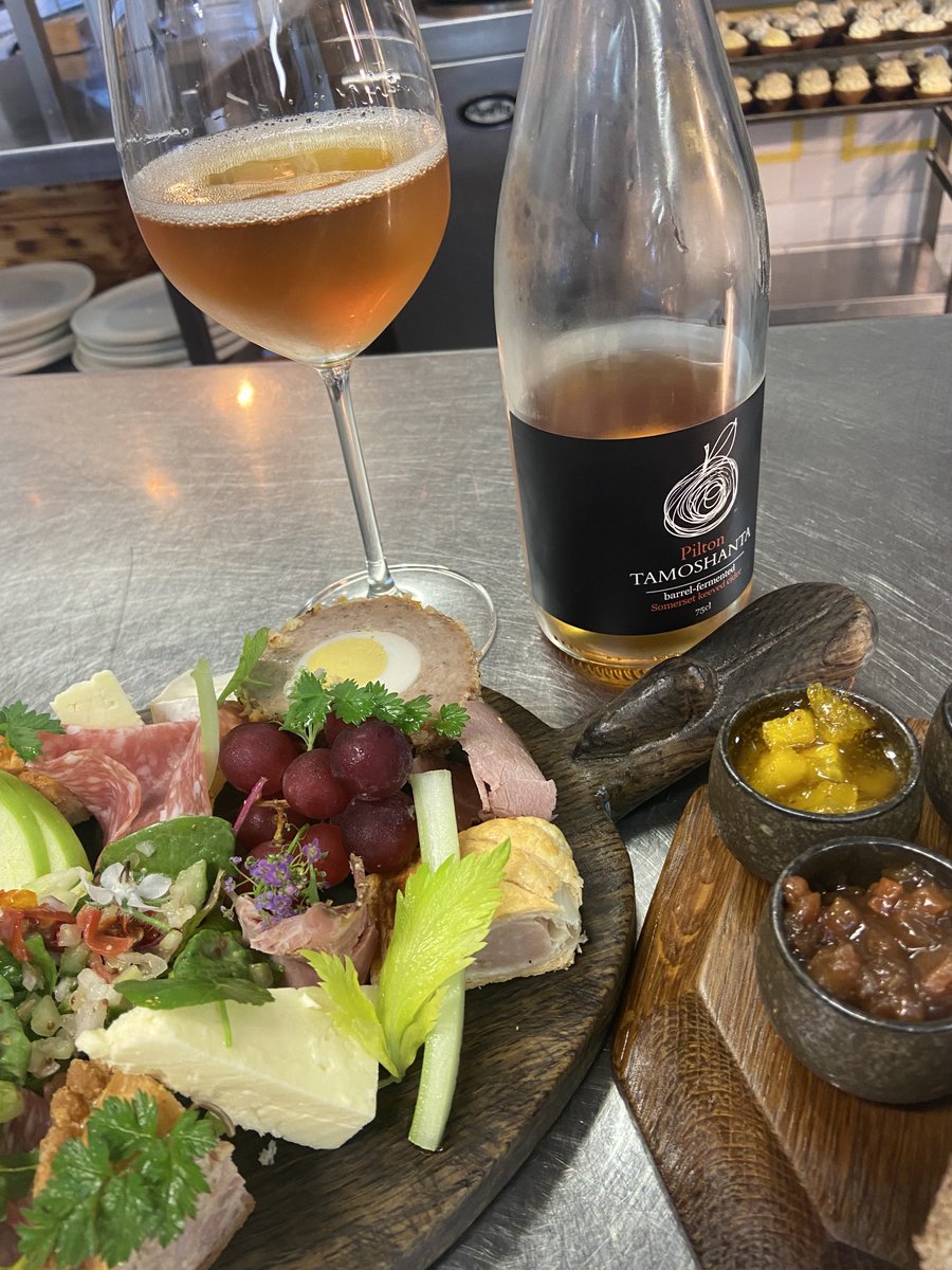 The Star at Harome tweet media