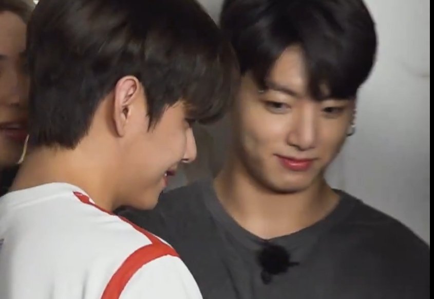 제이 tweet media