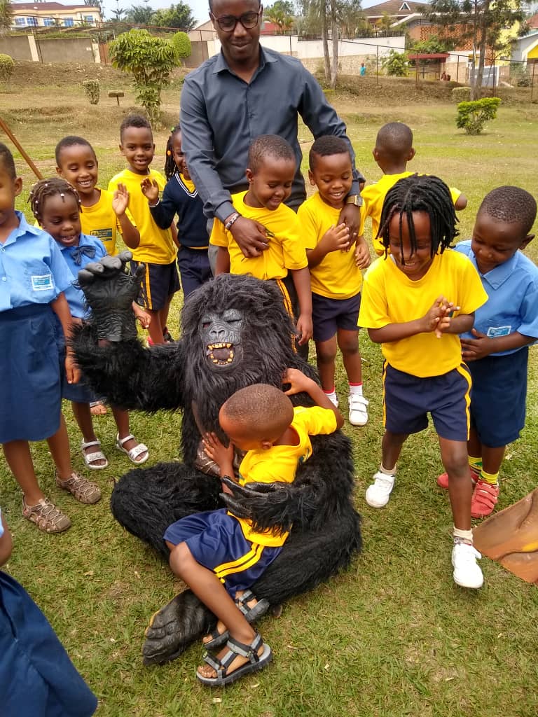SecotoFund's tweet photo. September is #LiteacyMonth @SomaRwanda #ConservationMonth @SavingGorillas @Kwitaizina
We are pleased to announce that we are going to launch Serial book #GASAROandNature in Rwanda National Parks.@RDBrwanda @REB @unicef @Juliet_Kabera @LindseyJulianna @gorillaheroes10 https://t.co/bXoEjKi0Do