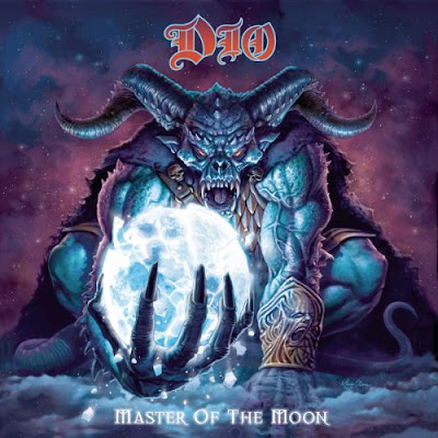 NoClass_Radio's tweet photo. 07 de septiembre de 2004. Se publica en Estados Unidos el álbum de estudio de la banda Dio llamado ''Master of the Moon''. #Dio #MasteroftheMoon https://t.co/F2HEdu2y8o