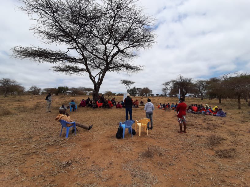 IllaramatakC's tweet photo. We also had another dialogue at Ilmotiok community, Kajiado County in partnership with @UNICEFKenya, @AFGMBoard 
#ForEveryChild 
#endFGM https://t.co/hS3rFSCmzE