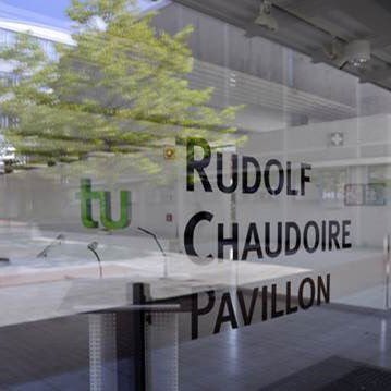 In diesem Jahr ging der „Rudolf Chaudoire-Preis“ an Dr. Alexander Engelmann vom Institut für Energiesysteme, Energieeffizienz und Energiewirtschaft (ie3). 

Wir gratulieren herzlich zu diesem Erfolg! 

#etit #tudortmund #rudolfchaudoirepreis